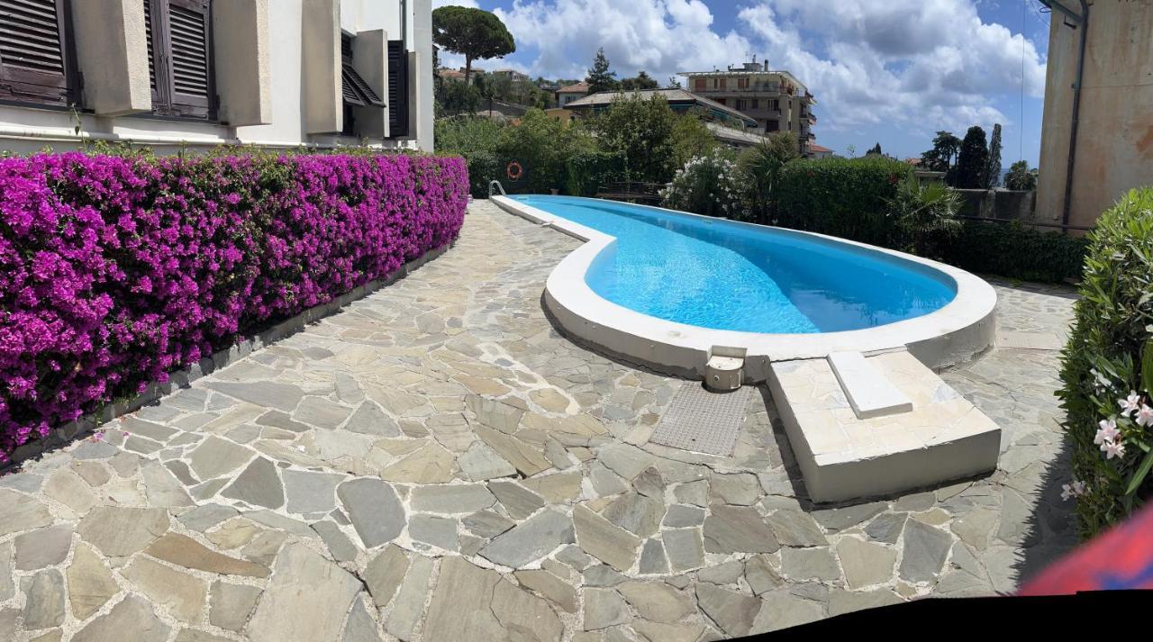 Nautilus Vista Mare Mozzafiato A 180 Gradi- Posto Auto Privato - 2 Camere Matrimoniali Piu 1 Divano Letto Singolo-Sky,Netflix-Wifi 200Mg Rapallo Exteriör bild