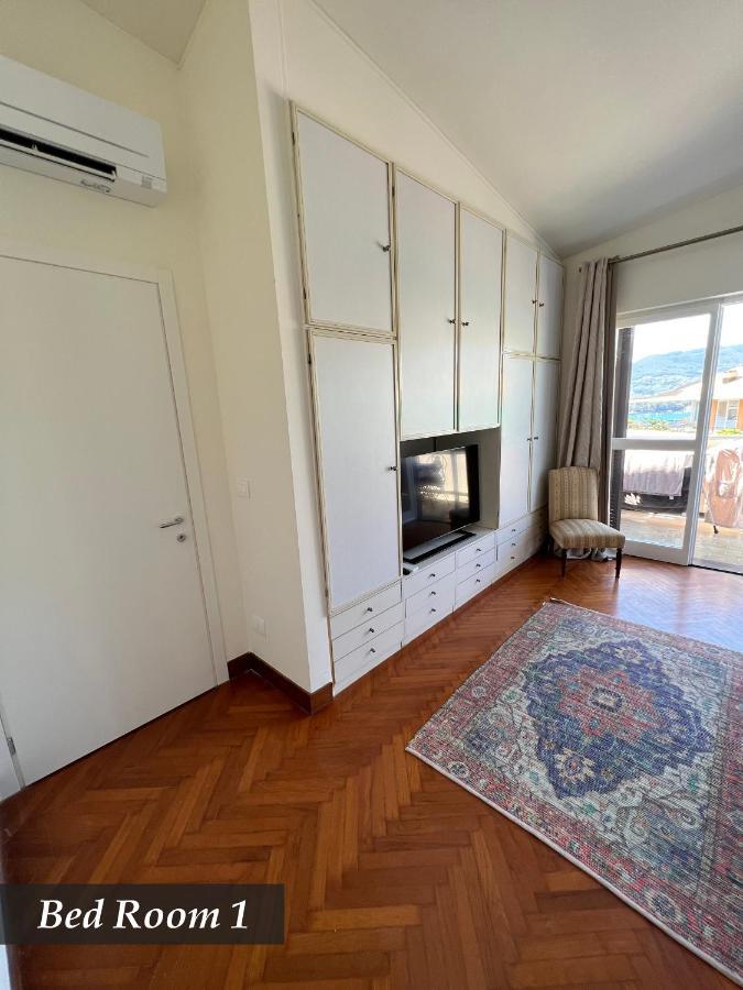 Nautilus Vista Mare Mozzafiato A 180 Gradi- Posto Auto Privato - 2 Camere Matrimoniali Piu 1 Divano Letto Singolo-Sky,Netflix-Wifi 200Mg Rapallo Exteriör bild